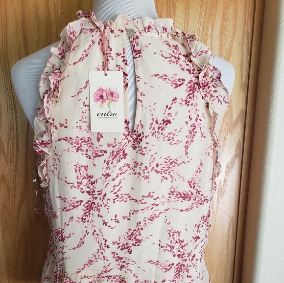 Peplum Halter Tank NWT - Picture 3 of 4